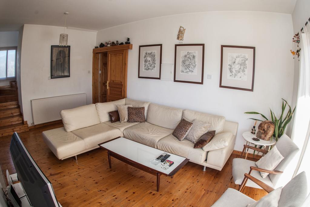 Lania Royal Oak House Villa Bagian luar foto