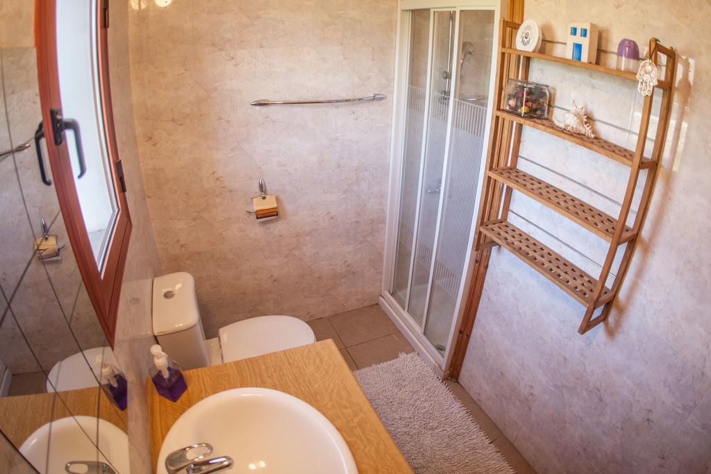 Lania Royal Oak House Villa Bagian luar foto