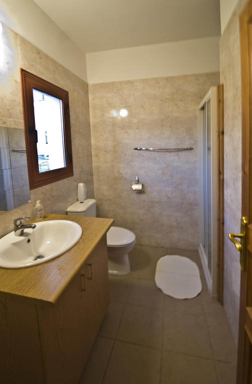 Lania Royal Oak House Villa Ruang foto